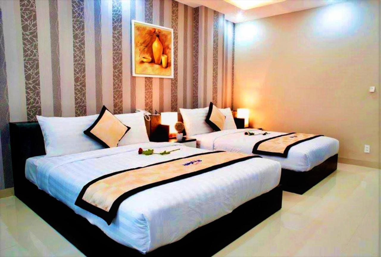 Hanoi Blue Hotel - The Water Front Da Nang Bagian luar foto