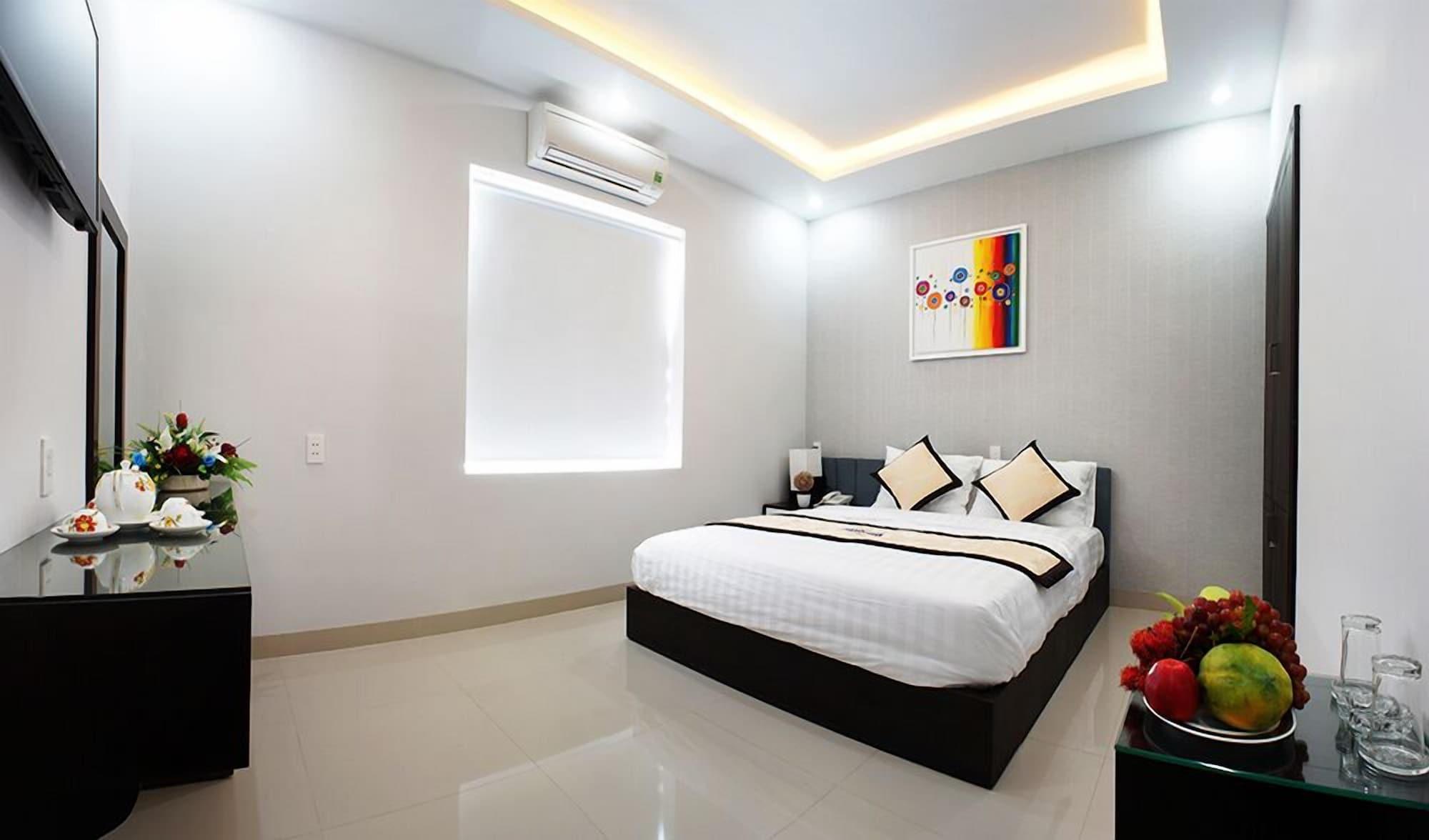 Hanoi Blue Hotel - The Water Front Da Nang Bagian luar foto
