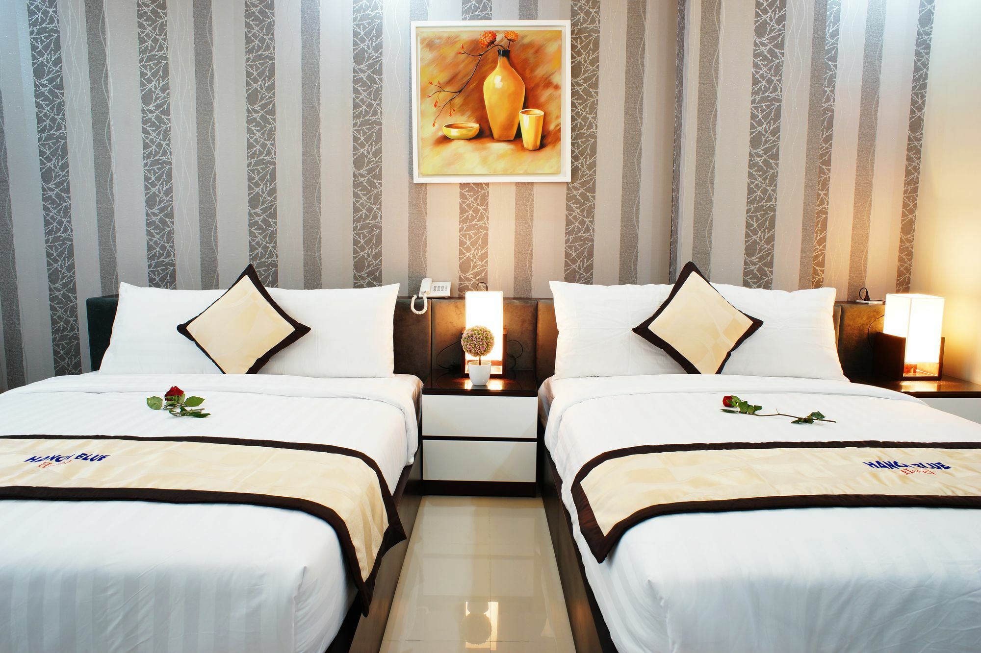 Hanoi Blue Hotel - The Water Front Da Nang Bagian luar foto